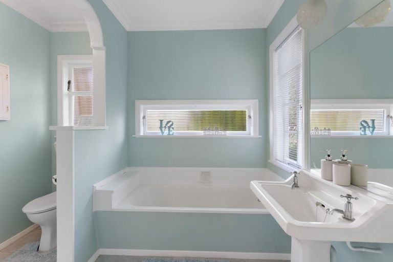 Photo of property in 78 Rahui Road, Otaki, 5512