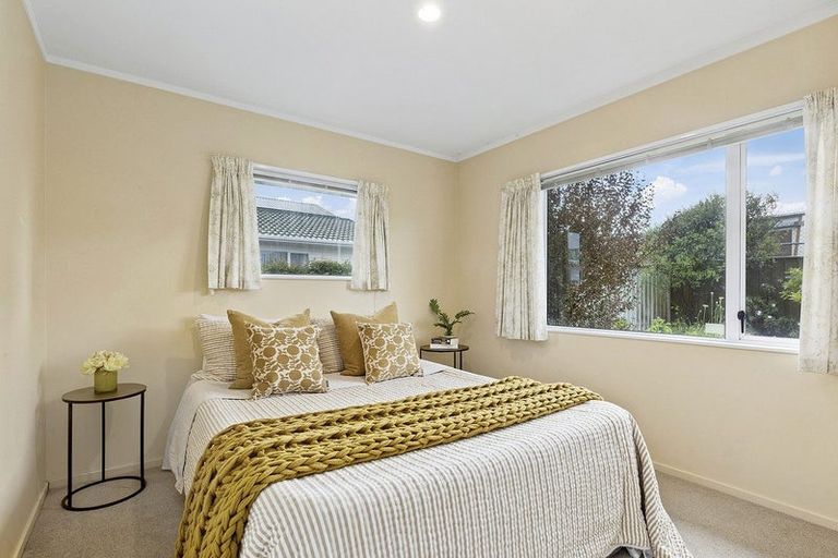 Photo of property in 4/63 Main Road, Titahi Bay, Porirua, 5022