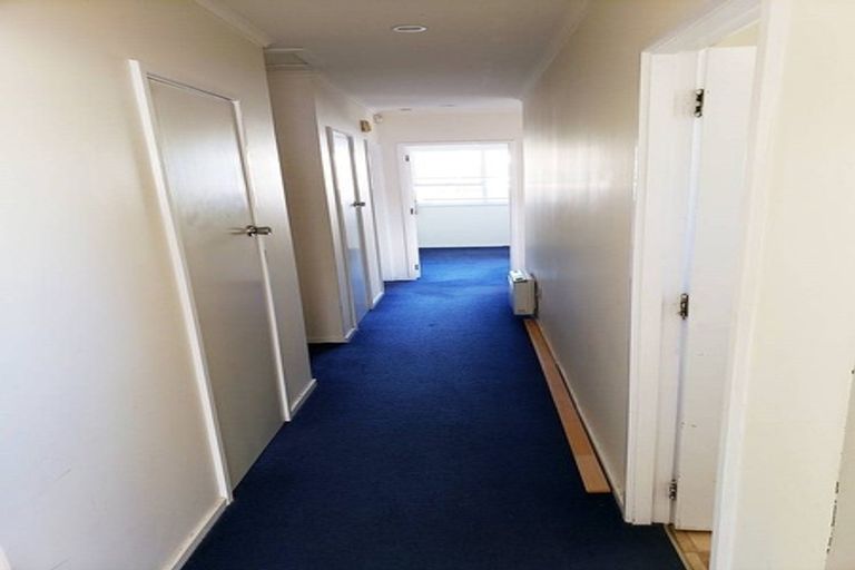 Photo of property in 5 Percy Cameron Street, Avalon, Lower Hutt, 5011