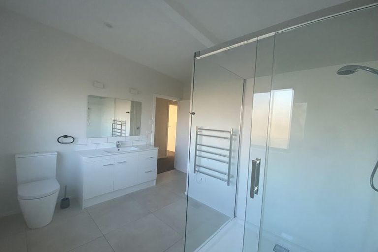 Photo of property in 68 Middle Road, Havelock North, 4130