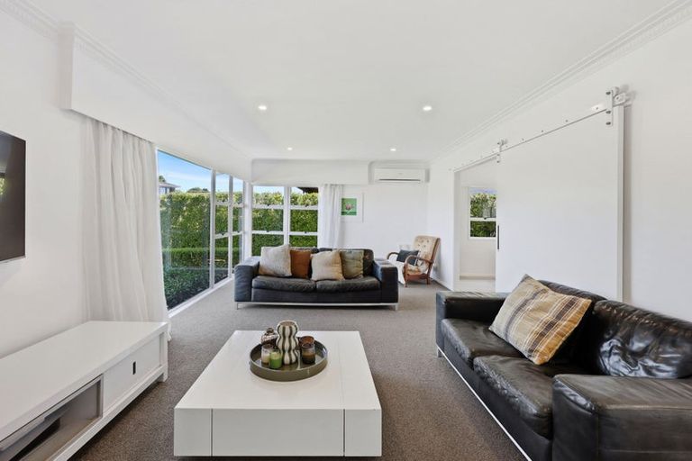 Photo of property in 46 Luton Avenue, Sunnyhills, Auckland, 2010