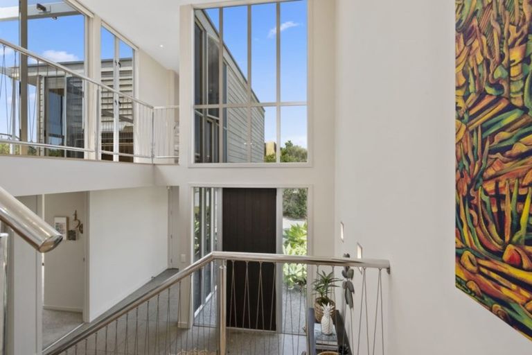 Photo of property in 25 Lagoon Way, Omaha, 0986