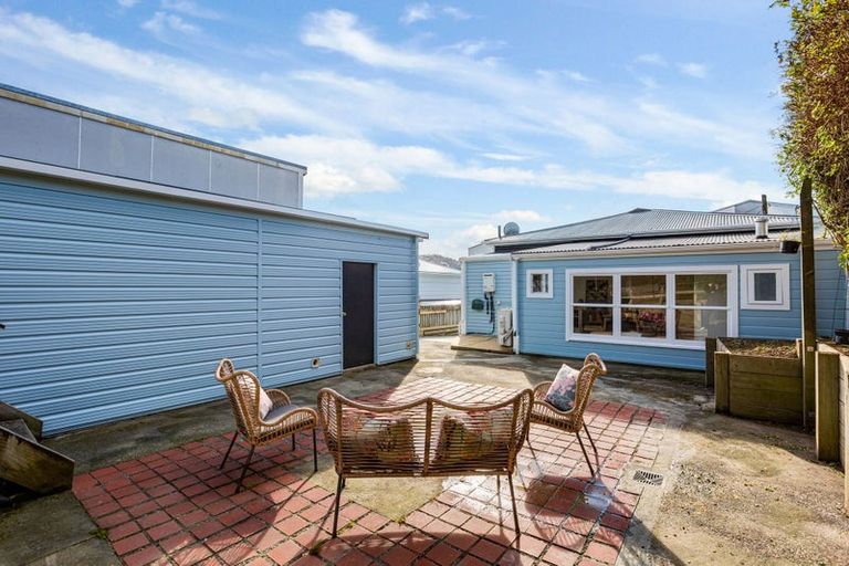 Photo of property in 11 Angus Avenue, Berhampore, Wellington, 6023