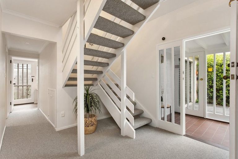 Photo of property in 2/38 Onslow Street, St Albans, Christchurch, 8014