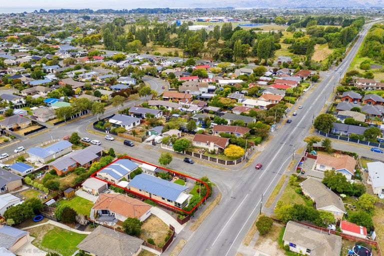 Photo of property in 1 Tapiri Street, Parklands, Christchurch, 8083