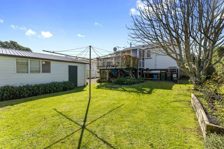Photo of property in 37 Essex Street, Vogeltown, New Plymouth, 4310