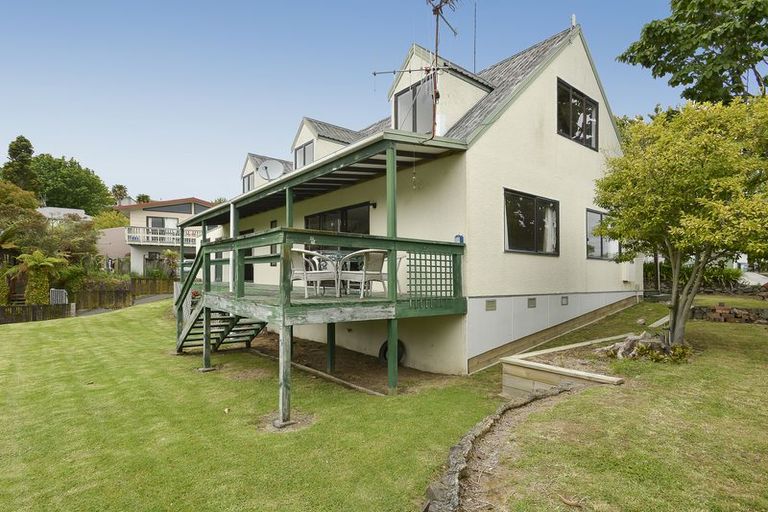 Photo of property in 8 Cumberland Crescent, Welcome Bay, Tauranga, 3112