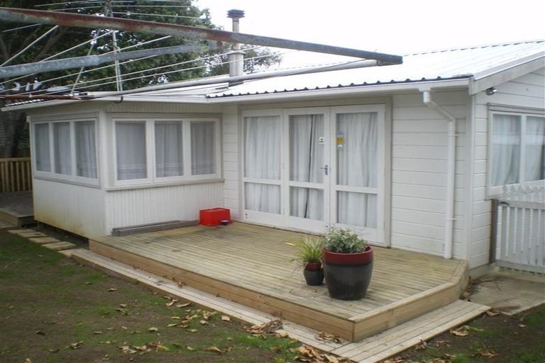 Photo of property in 32a Andrew Road, Howick, Auckland, 2010
