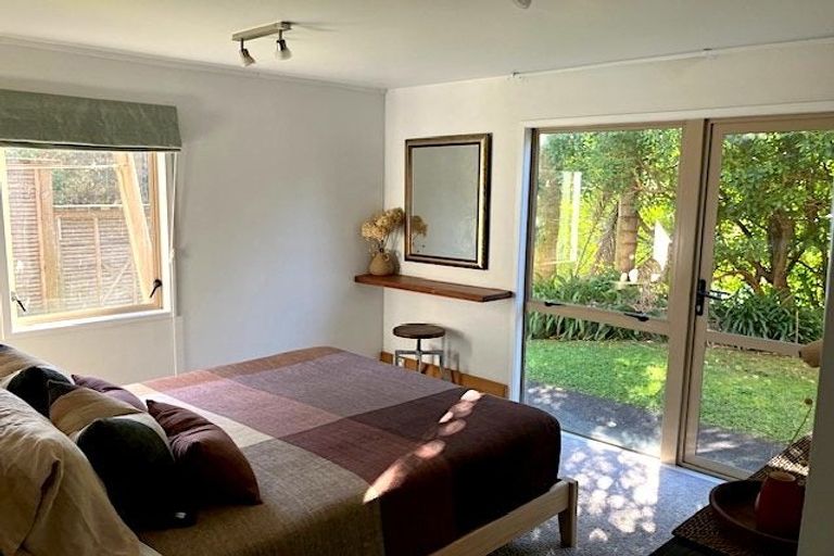Photo of property in 24 Carnmore Place, Torbay, Auckland, 0630