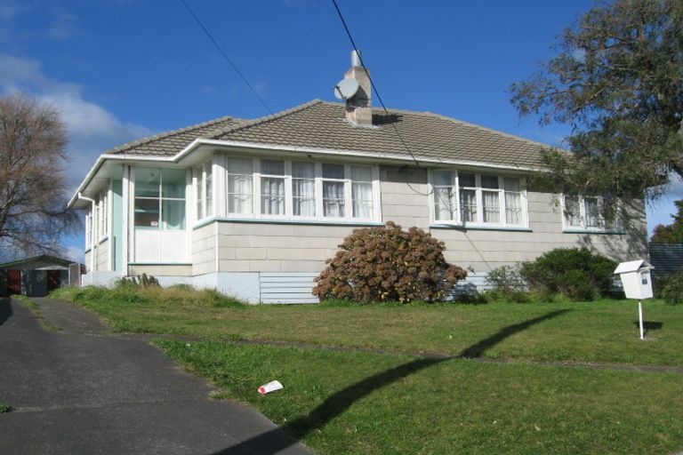 Photo of property in 43 Collins Crescent, Feilding, 4702