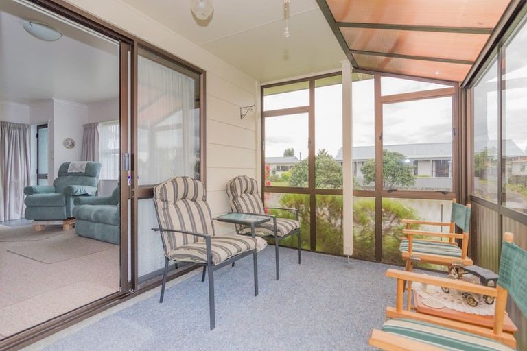 Photo of property in 55b Chatsworth Place, Highbury, Palmerston North, 4412