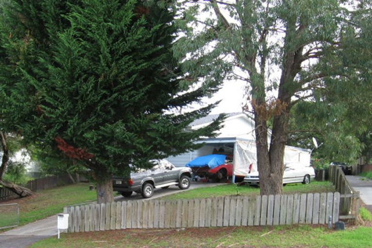 Photo of property in 17 Backhurst Grove, Massey, Auckland, 0614