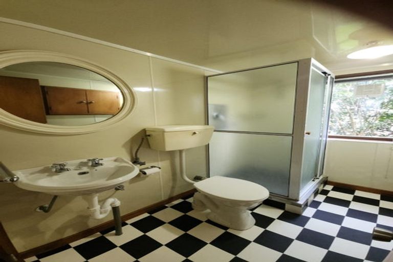 Photo of property in 2/13 May Street, Hamilton East, Hamilton, 3216