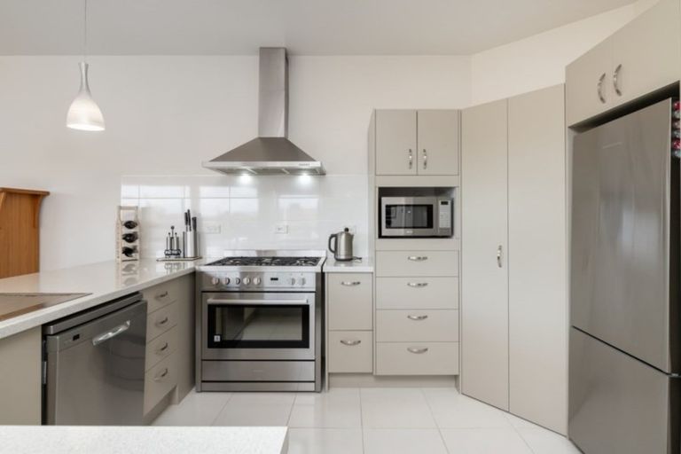 Photo of property in 54 Wakefield Drive, Bethlehem, Tauranga, 3110