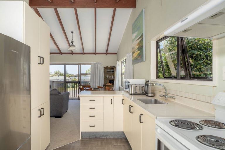 Photo of property in 1 Norfolk Place, Tairua, 3508