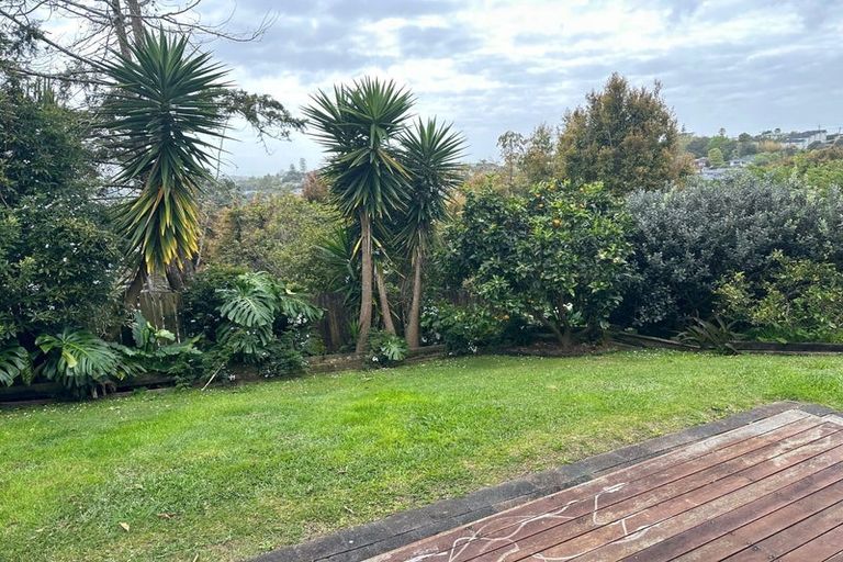 Photo of property in 1/591a East Coast Road, Browns Bay, Auckland, 0632