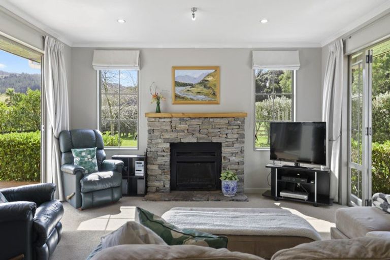 Photo of property in 28 Westminster Glen, Matakana, Warkworth, 0985