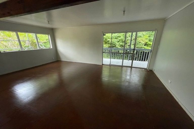 Photo of property in 23b Brian Crescent, Stanmore Bay, Whangaparaoa, 0932