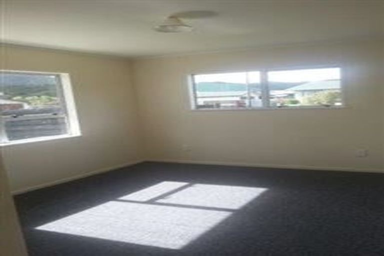 Photo of property in 17 Weymouth Grove, Wainuiomata, Lower Hutt, 5014