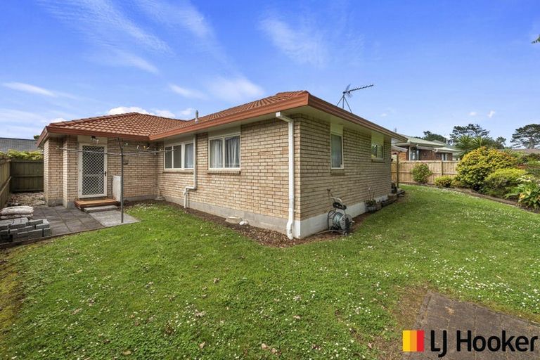 Photo of property in 23 Muirfield Street, Wattle Downs, Auckland, 2103
