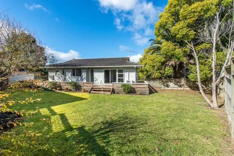 Photo of property in 1 Regatta Road, Torbay, Auckland, 0630