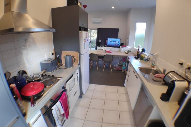 Photo of property in 1/206 Manuka Road, Bayview, Auckland, 0629
