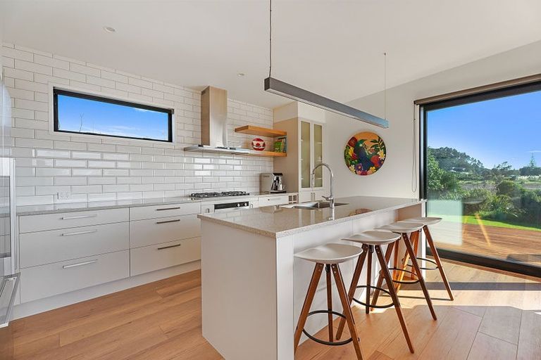 Photo of property in 31 Tairua Palms Place, Tairua, 3508