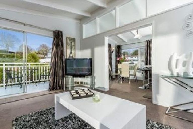 Photo of property in 292 Beach Road, Campbells Bay, Auckland, 0630