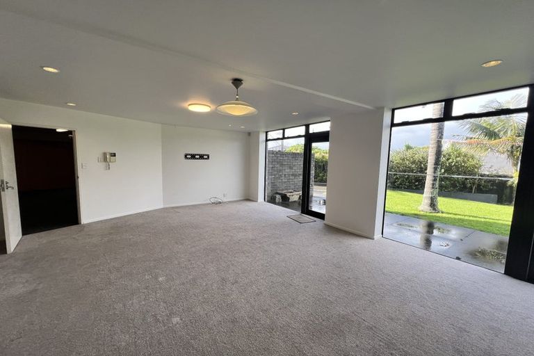 Photo of property in 26 Marama Street, Castor Bay, Auckland, 0620