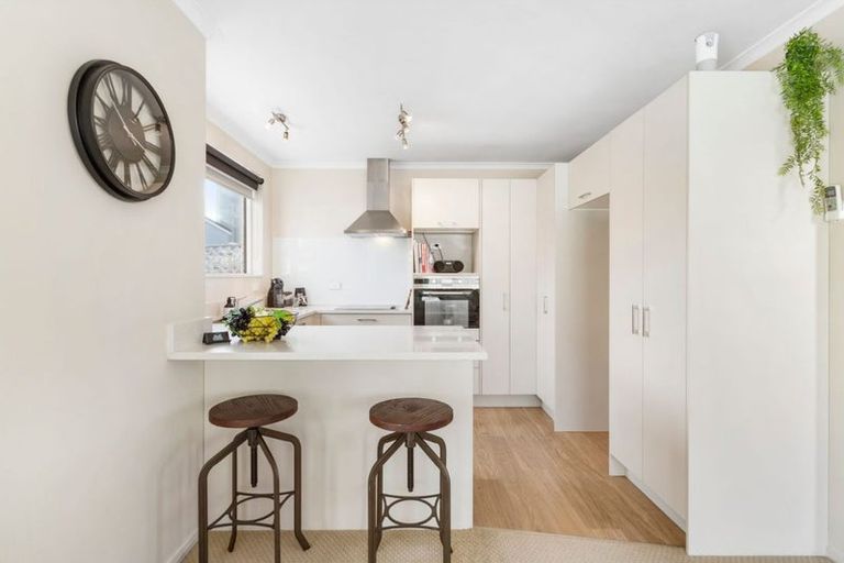 Photo of property in 56a Florence Avenue, Orewa, 0931