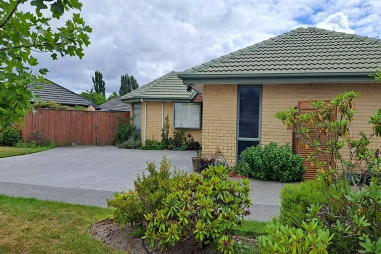 Photo of property in 3 Dunmurry Place, Casebrook, Christchurch, 8051