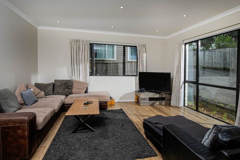 Photo of property in 12a Marsh Avenue, Forrest Hill, Auckland, 0620