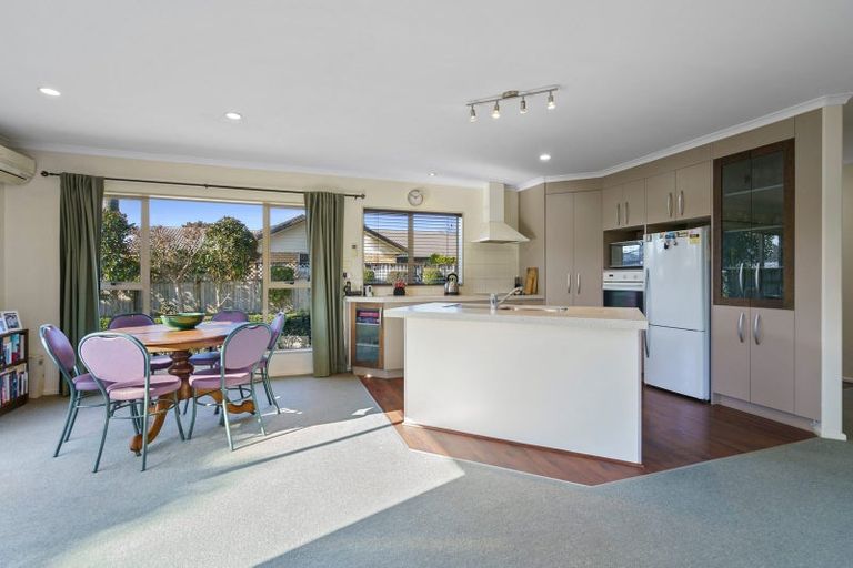 Photo of property in 24a Madison Street, Cambridge, 3434