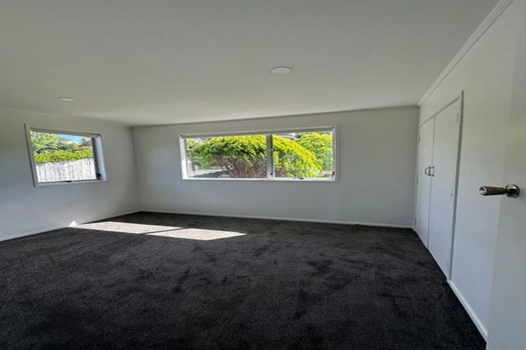 Photo of property in 32 Vandeleur Avenue, Birkdale, Auckland, 0626