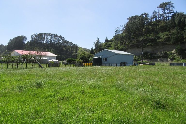 Photo of property in 6 Severn Street, Waitotara, Whanganui, 4588