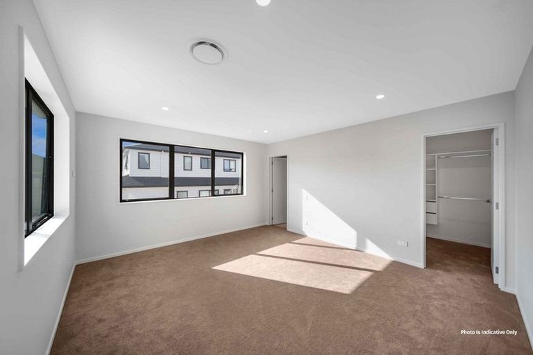 Photo of property in 60 Drumbuoy Drive, Flat Bush, Auckland, 2019