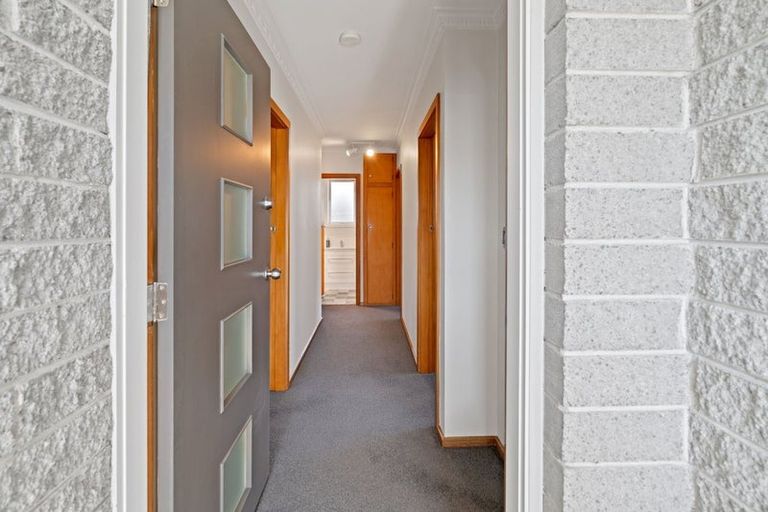 Photo of property in 24 Fern Drive, Halswell, Christchurch, 8025