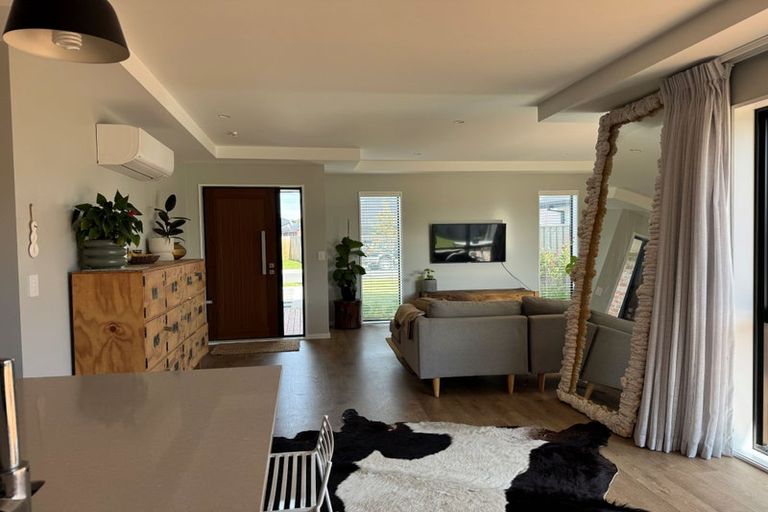 Photo of property in 12 Borland Street, Woodend, 7610