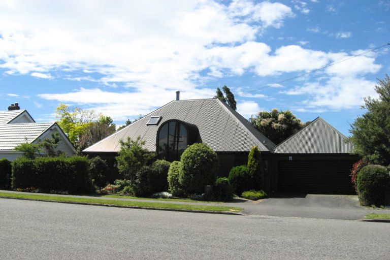 Photo of property in 2/30 Wittys Road, Avonhead, Christchurch, 8042