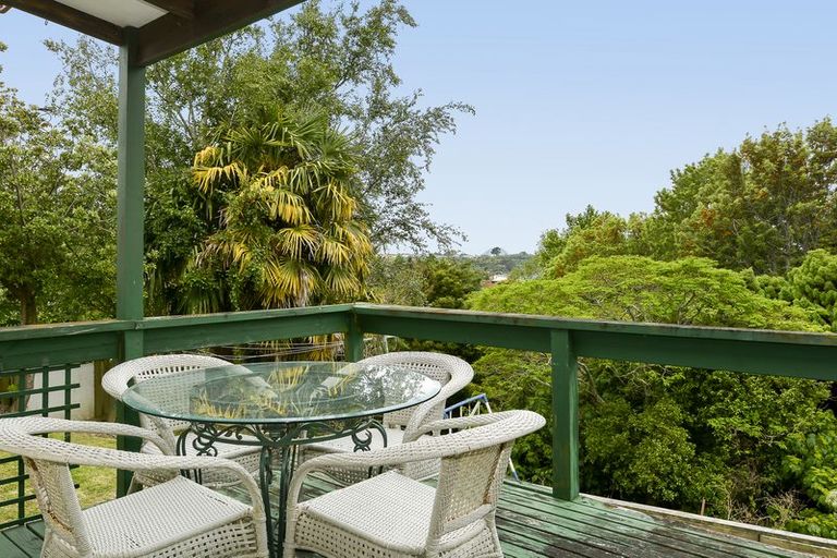 Photo of property in 8 Cumberland Crescent, Welcome Bay, Tauranga, 3112