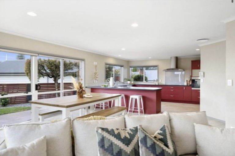 Photo of property in 57 Contour Avenue, Pyes Pa, Tauranga, 3112