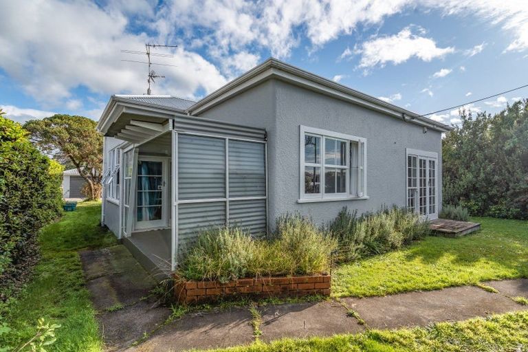 Photo of property in 223 High Street North, Carterton, 5713