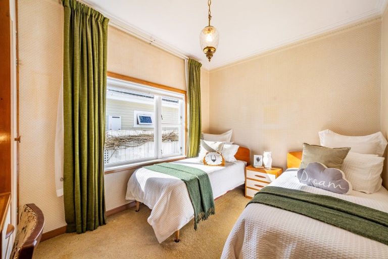 Photo of property in 35 Ropata Crescent, Boulcott, Lower Hutt, 5010