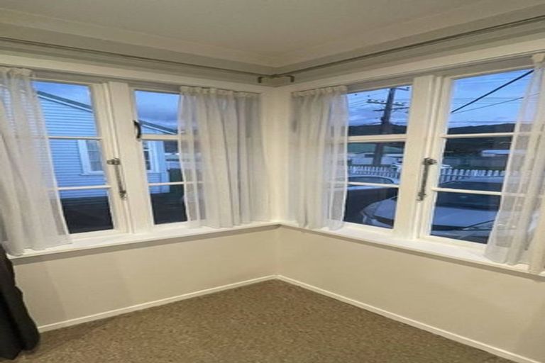 Photo of property in 44 Queen Street, Petone, Lower Hutt, 5012