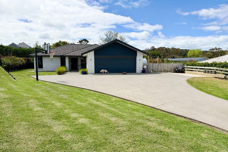 Photo of property in 3 Downer Access Road, Kaukapakapa, 0873