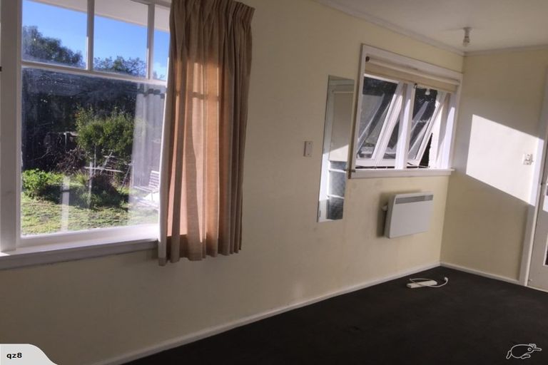 Photo of property in 2/406 Memorial Avenue, Burnside, Christchurch, 8053