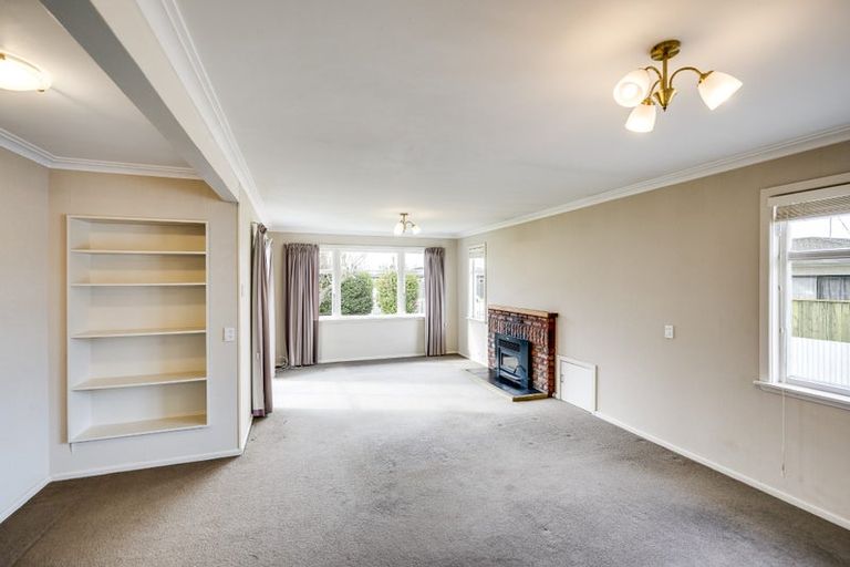 Photo of property in 17 Hinton Road, Taradale, Napier, 4112