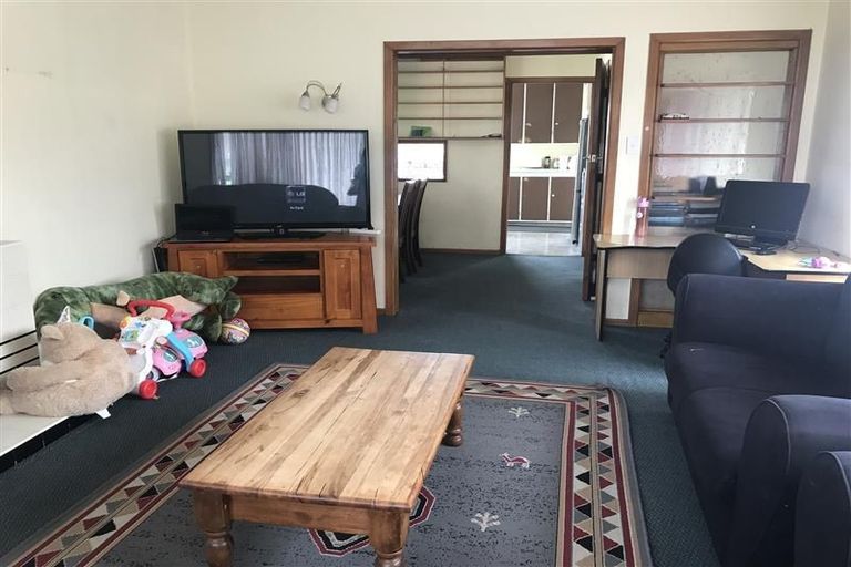 Photo of property in 11 Richards Avenue, Papatoetoe, Auckland, 2025