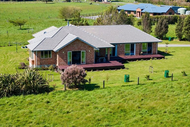 Photo of property in 16 Titoki Drive, Kaikoura Flat, Kaikoura, 7371