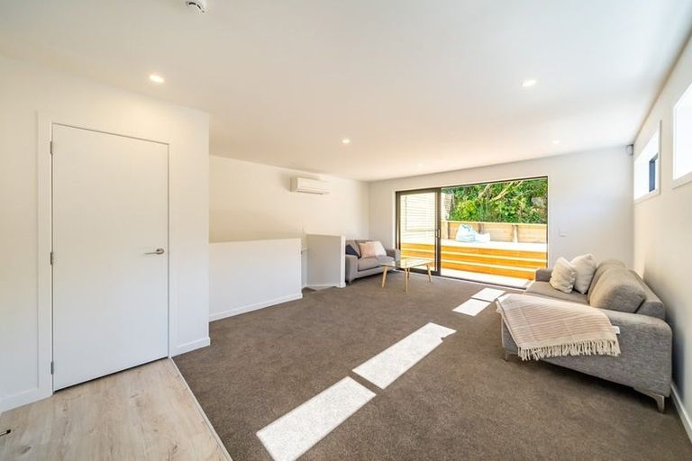 Photo of property in 11e Barberry Grove, Maungaraki, Lower Hutt, 5010